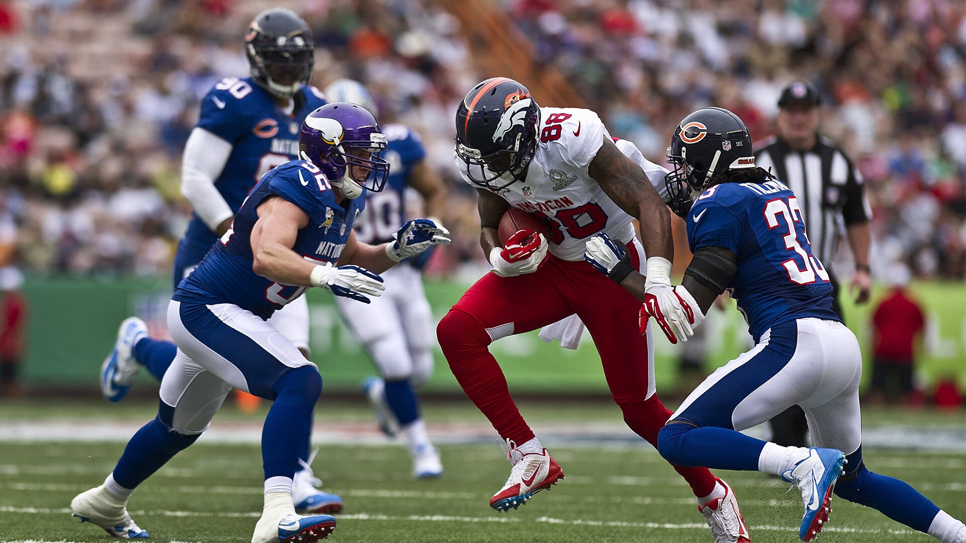 图卢兹边路活跃带动整场比赛节奏，图卢兹位置