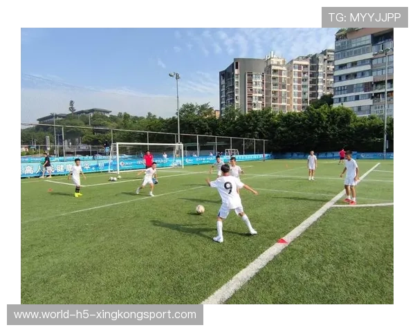 青训是否注重基础动作训练与实战能力同步发展，青训的重要性